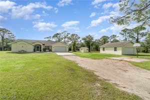 11600 Shirley Lane, North Fort Myers, FL 33917 Sold 03/17/25