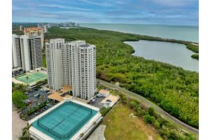 6849 Grenadier Boulevard, Naples, FL 34108 Sold 08/08/25