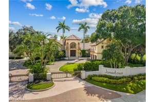 677 Jamestown Lane, Naples, FL 34108 Sold 02/12/25