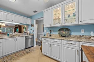 3685 Amberly Cir D303, Naples