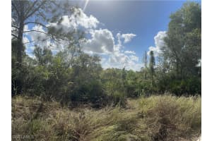 7861 1st Terrace, Labelle, FL 33935 Sold 07/07/25