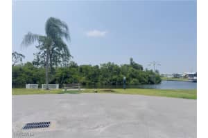 4717 Tahiti Drive, Bonita Springs, FL 34134 - MLS#224091026