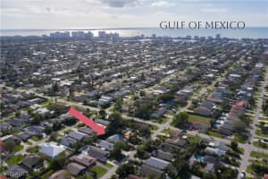 812 102nd Avenue, Naples, FL 34108 - MLS#224091058