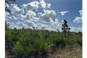 7825 1st Terrace, Labelle, FL 33935 Sold 07/07/25