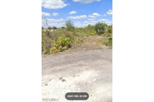 3404 18th Street, Lehigh Acres, FL 33976 - MLS#224091393