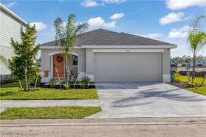 7132 Ponderosa Pine Drive, Fort Myers, FL 33966 Sold 02/14/25