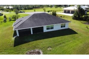 18950 Bridge Wood Court, Alva, FL 33920 Sold 06/12/25