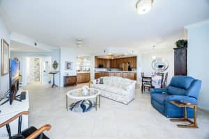 269 Vintage Bay Drive, Marco Island, FL 34145 Sold 06/13/25