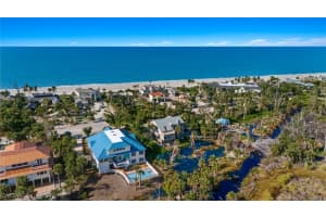 4352 Gulf Drive, Sanibel, FL 33957 Sold 06/10/25