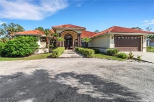290 2nd Street, Naples, FL 34120 Sold 04/02/25