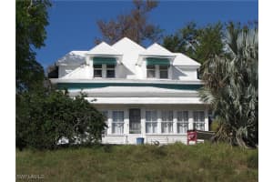 13841-13845 Robert Rd, Bokeelia