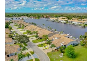 249 Stella Maris Dr S, Naples