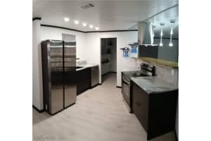 5502 Ben Franklin Ln, North Fort Myers