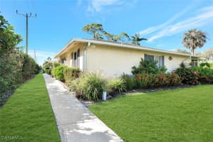 70 Glades Boulevard, Naples, FL 34112 Sold 03/14/25