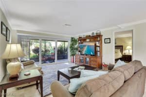 70 Glades Boulevard, Naples, FL 34112 Sold 03/14/25