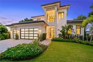 1227 11th Street, Naples, FL 34102 Sold 04/28/25