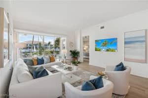 815 Bentwater Circle, Naples, FL 34108 Sold 01/20/25