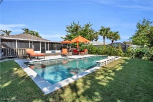 828 104th Ave N, Naples