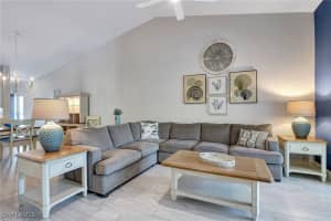 585 Club Side Drive, Naples, FL 34110 Sold 05/02/25