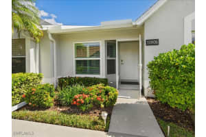 10806 Queen Anne Lane, Naples, FL 34109 Sold 04/25/25