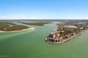 534 La Peninsula Boulevard, Naples, FL 34113 Sold 12/20/24