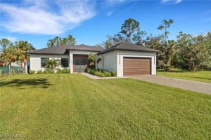 2747 6th Avenue, Naples, FL 34120 Sold 04/02/25