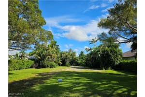 531 Spring Line Drive, Naples, FL 34102 Sold 04/21/25