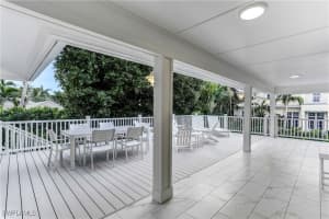 370 6th Avenue, Naples, FL 34102 - MLS#224092517