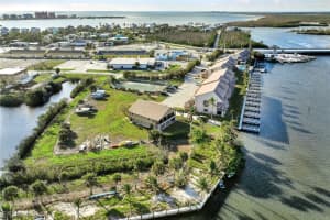 894 Buttonwood Drive, Fort Myers Beach, FL 33931 Sold 04/04/25