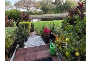 600 Valley Stream Drive, Naples, FL 34113 - MLS#224092634