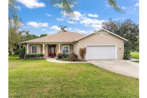 495 Holly Avenue, Labelle, FL 33935 Sold 12/20/24
