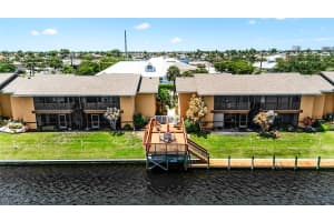 521 47th Terrace, Cape Coral, FL 33914 Sold 03/26/25