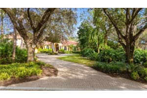 2737 Buckthorn Way, Naples, FL 34105 Sold 03/21/25