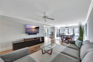 4451 Gulf Shore Boulevard, Naples, FL 34103 - MLS#224093028