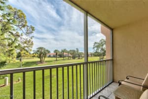 175 Turtle Lake Ct 210, Naples