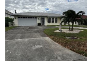 814 Victoria Drive, Cape Coral, FL 33904 Sold 05/13/25