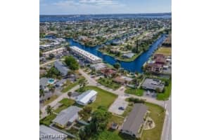 814 Victoria Drive, Cape Coral, FL 33904 Sold 05/13/25
