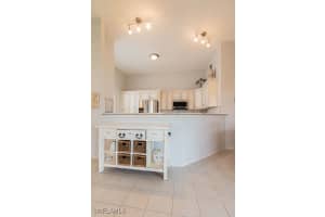 565 Beachwalk Circle, Naples, FL 34108 Sold 03/10/25