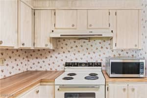 243 Poinsettia Drive, Fort Myers, FL 33905 Sold 01/14/25