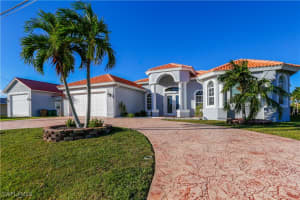 219 Gleason Pkwy, Cape Coral