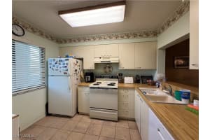 7406 Lake Breeze Drive, Fort Myers, FL 33907 - MLS#224093161