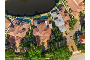 5908 Via Lugano, Naples, FL 34108 - MLS#224093182