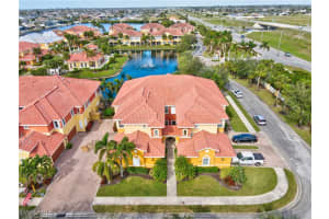 225 Shadroe Cove Circle, Cape Coral, FL 33991 Sold 05/13/25