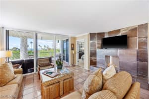 50 Seagate Drive, Naples, FL 34103 - MLS#224093331