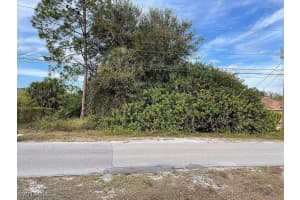 2716 5th Street, Lehigh Acres, FL 33971 Sold 11/21/25