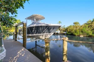 5297 Punta Caloosa Court, Sanibel, FL 33957 Sold 01/02/25