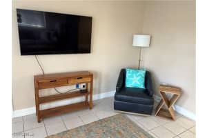 602 111th Avenue, Naples, FL 34108 - MLS#224093427