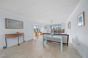 200 Periwinkle Way, Sanibel, FL 33957 - MLS#224093466