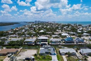 370 Washington Court, Fort Myers Beach, FL 33931 Sold 01/24/25