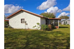 2001 Showboat Lane, Labelle, FL 33935 Sold 01/17/25
